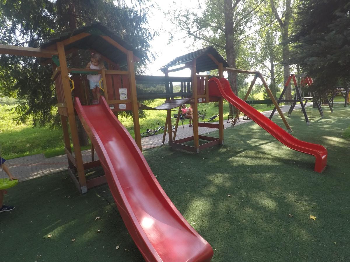 Ferienwohnung Beska Bešeňová Exterior foto